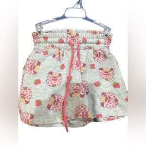 Strawberry Shortcake gray knit strawberry shortcake print shorts size medium new